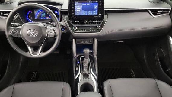 TOYOTA COROLLA CROSS 2022 7MUDAAAG1NV014256 image